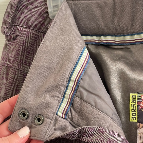 Burton Women’s DRYRIDE Snowboarding Snow Pants with Purple Graphic Design Size M - Picture 5 of 14